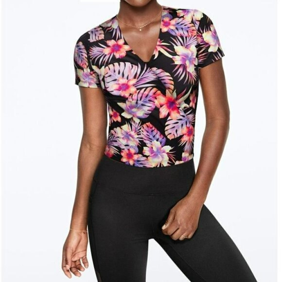 NWT PINK Victoria's Secret Floral Print Ultimate Wrap Top - Picture 3 of 6